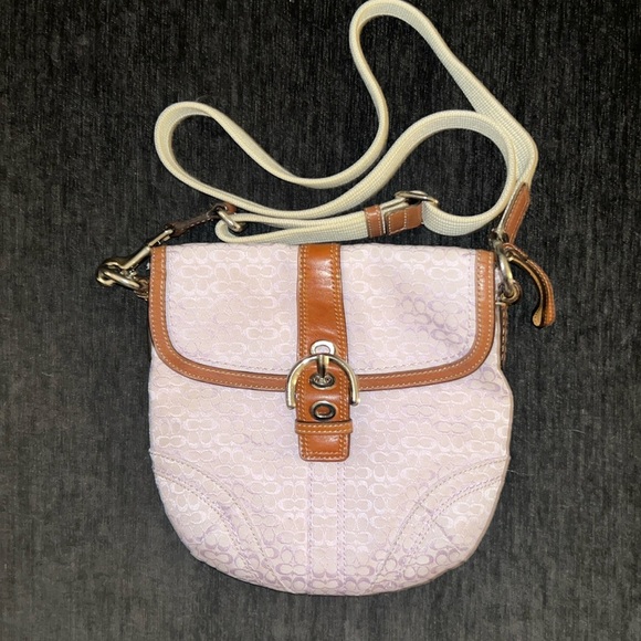 Coach Handbags - Vintage EUC Small C Signature Print Lavender and brown